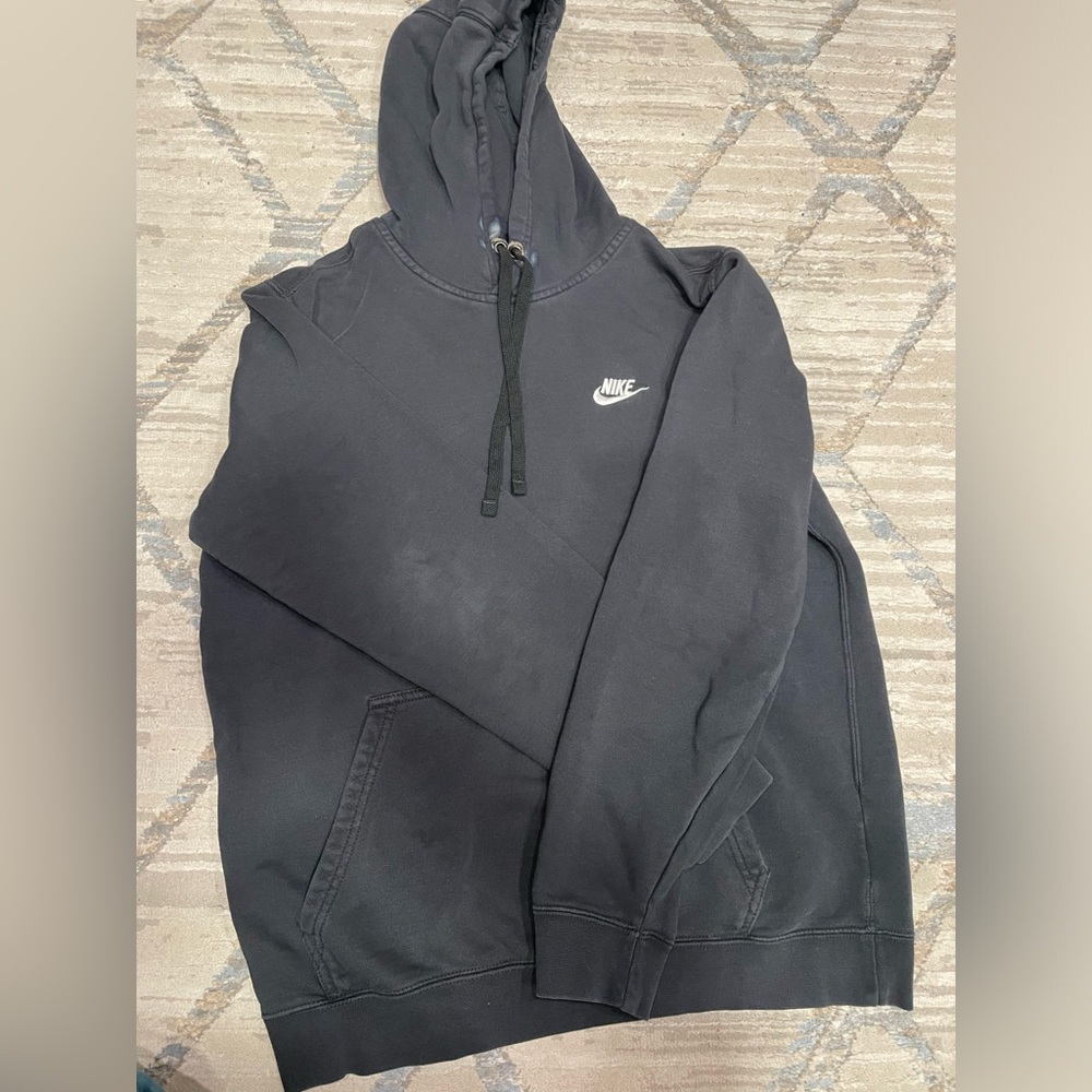 Black Nike Hoodie unisex in size medium